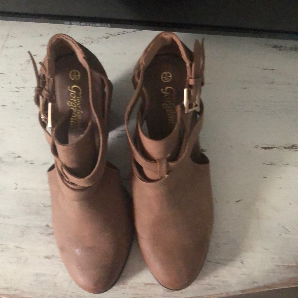 Brown ankle booties - Picture 3 of 4